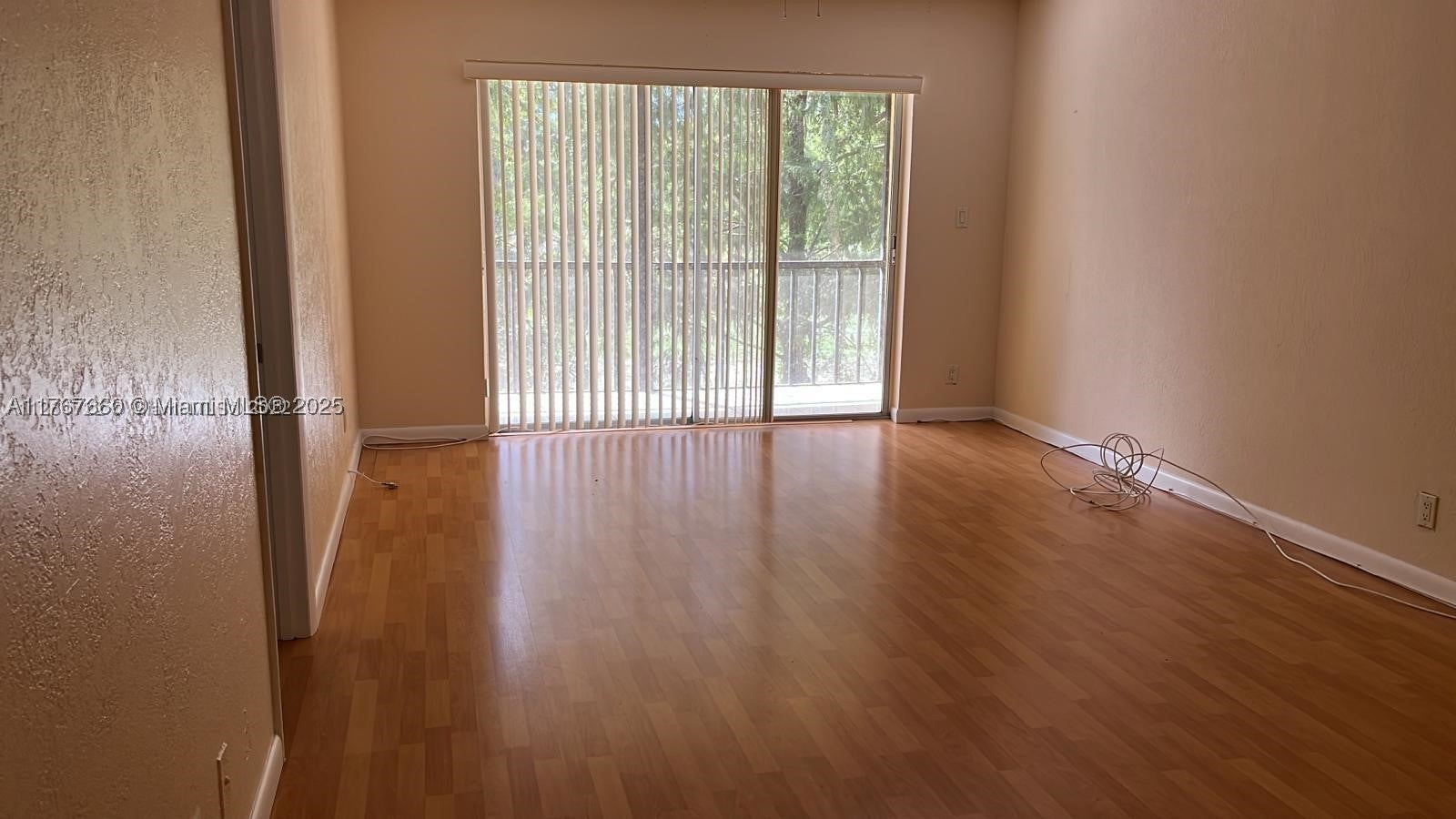 8060 Fairview Dr