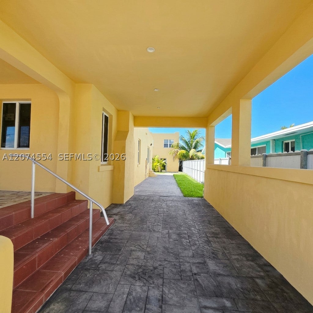 1934 NW 35th St
