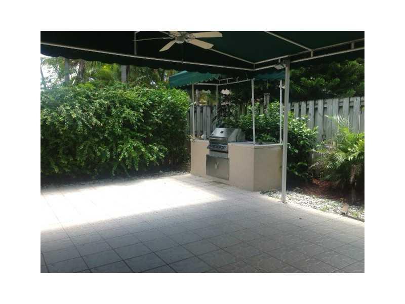 DORAL LANDINGS EAST - Residential Lease