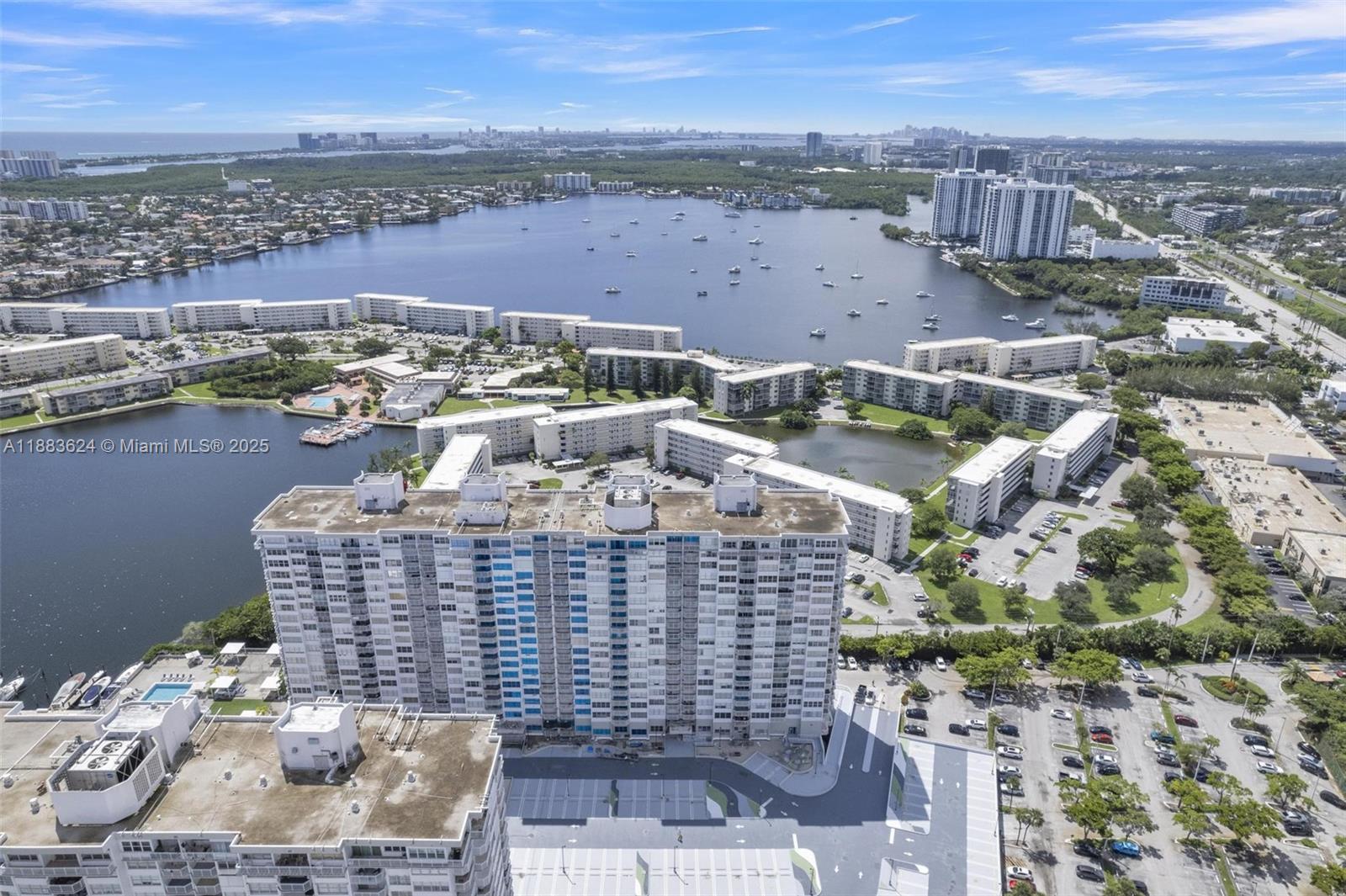 DEL PRADO CONDO - Residential