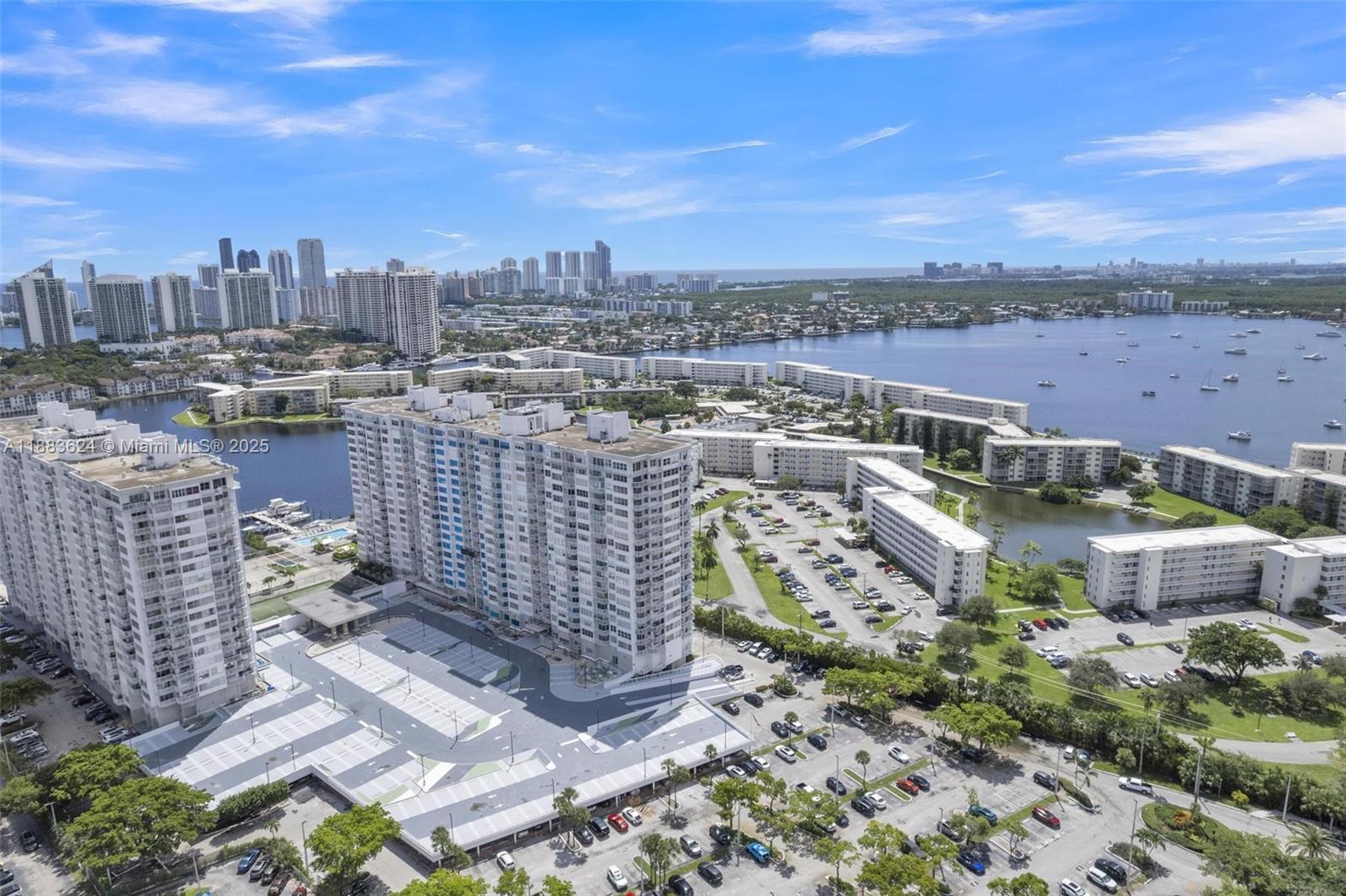 DEL PRADO CONDO - Residential
