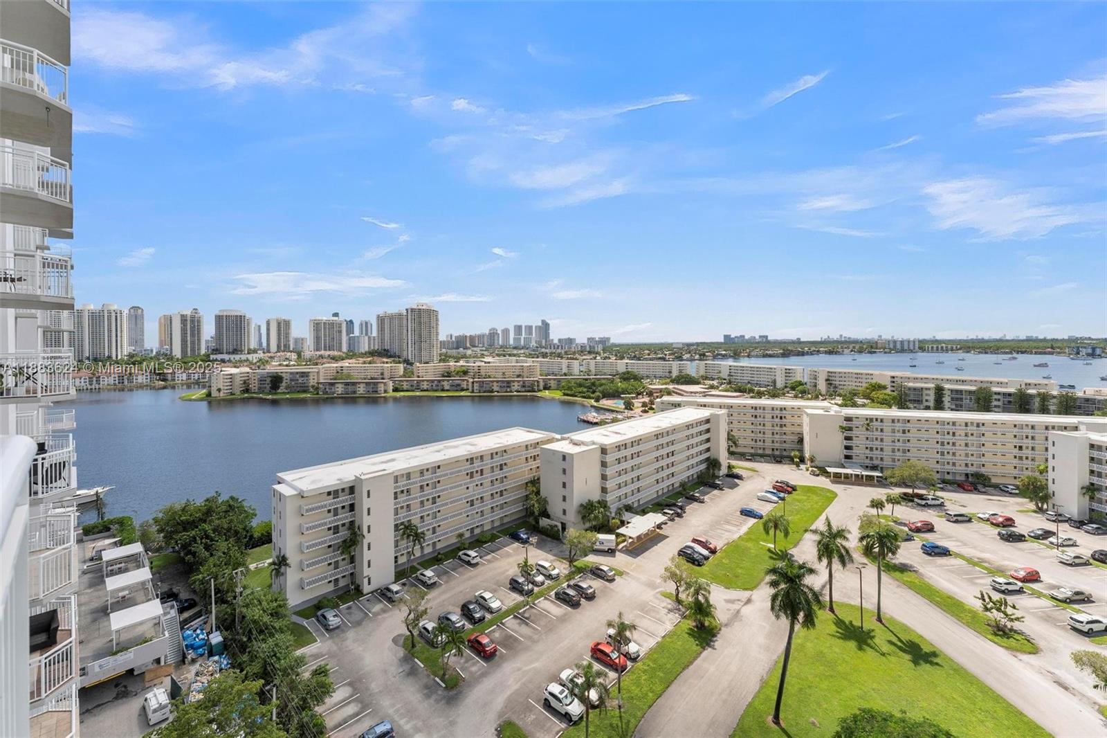 DEL PRADO CONDO - Residential