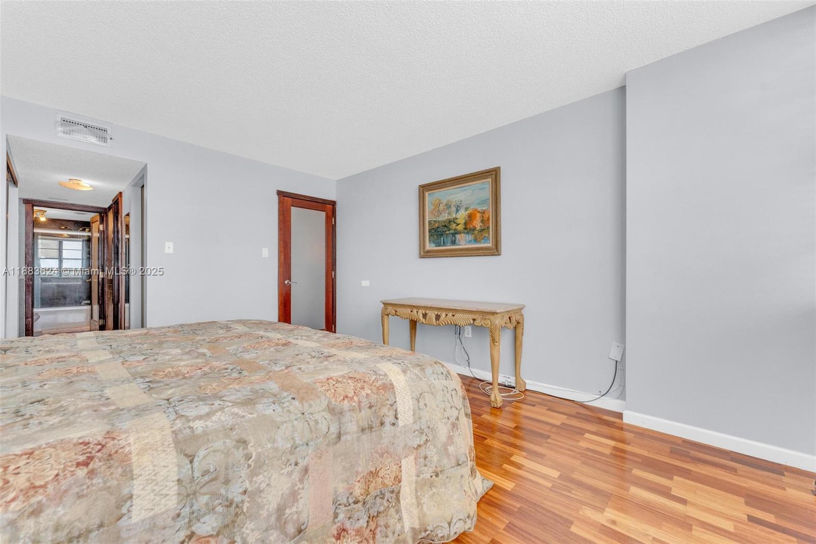 DEL PRADO CONDO - Residential