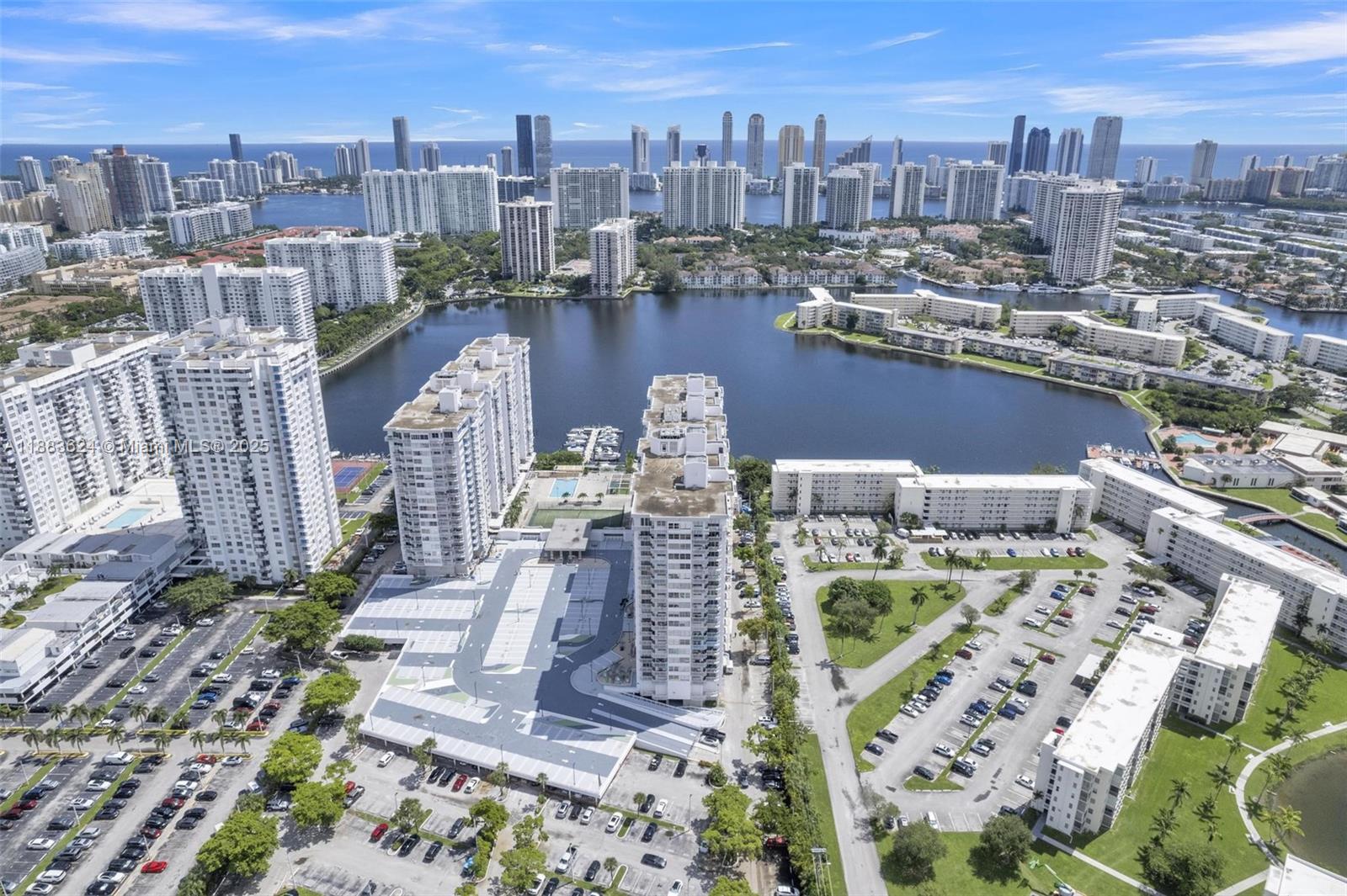 DEL PRADO CONDO - Residential