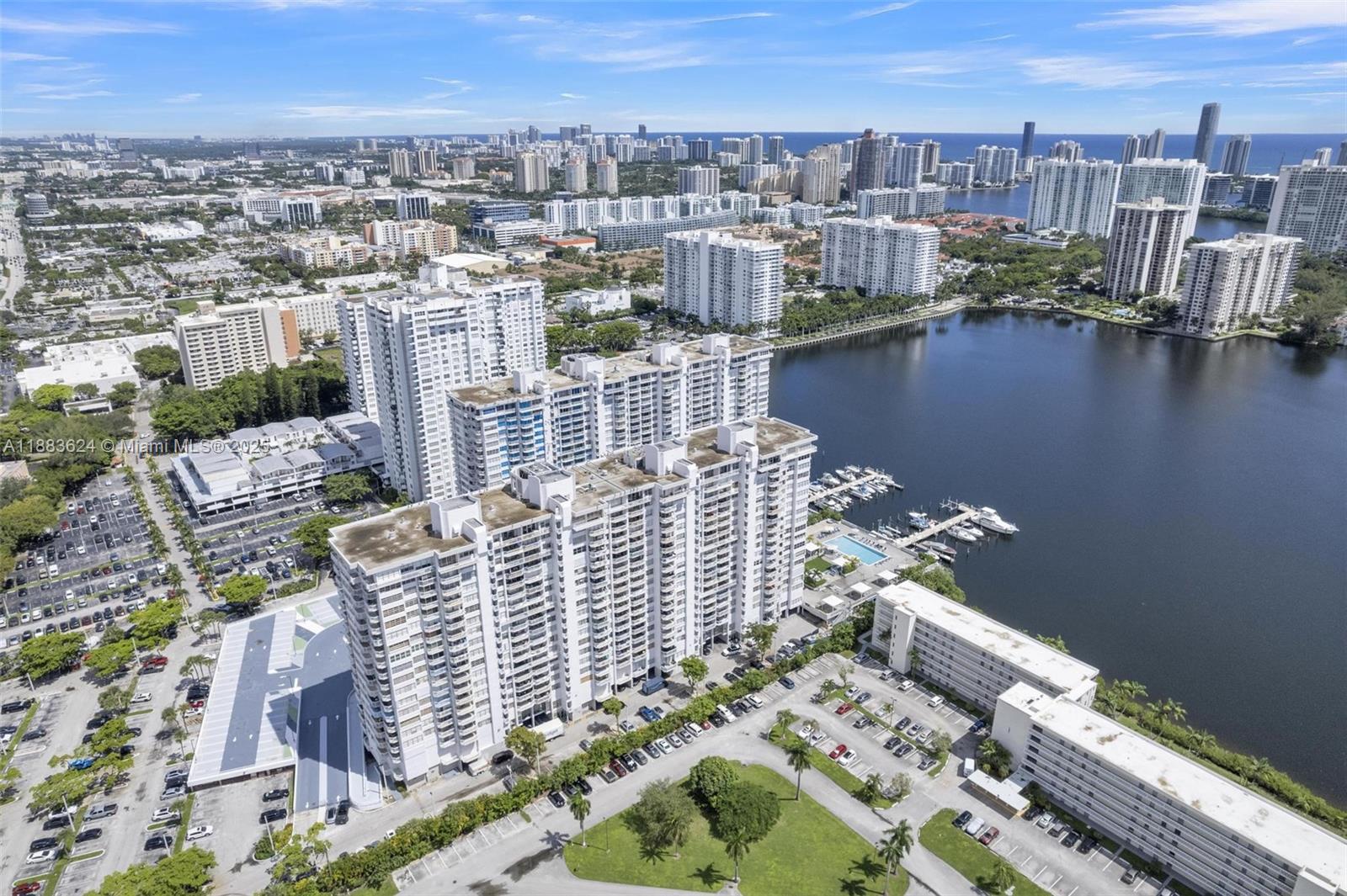 DEL PRADO CONDO - Residential