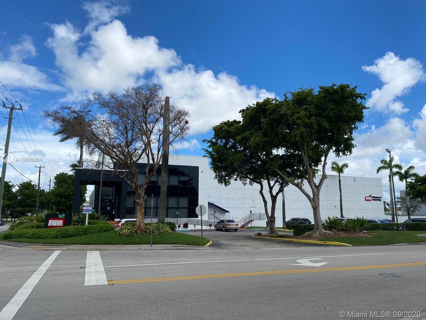 Parvani Commercial Group, as exclusive listing agents, are pleased to present a fully-air conditioned, Industrial facility at 2101 NW 82 Avenue, located in the heart of the highly sought-after submarket of Doral, Florida. The subject property consists of 54,361 square feet of gross leasable space on 2.74 acres of land. Originally built
in 1989 and as of 2019, the property's roof was completely upgraded. The property offers ample parking and an entirely fenced truck court.

11 OFFICES
7 RESTROOMS
1 CONFERENCE ROOM
2 FULLY A/C PRODUCTION AREAS
10 DOCK DOORS - 1 RAMP
3-PHASE POWER
FENCED TRUCK COURT
21' CLEAR CEILING HEIGHT
YEAR BUILT: 1989
AMPLE PARKING
BRAND NEW ROOF