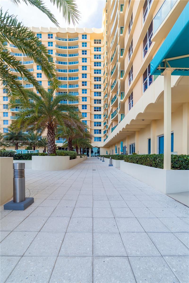 WAVE CONDO - Residential Lease