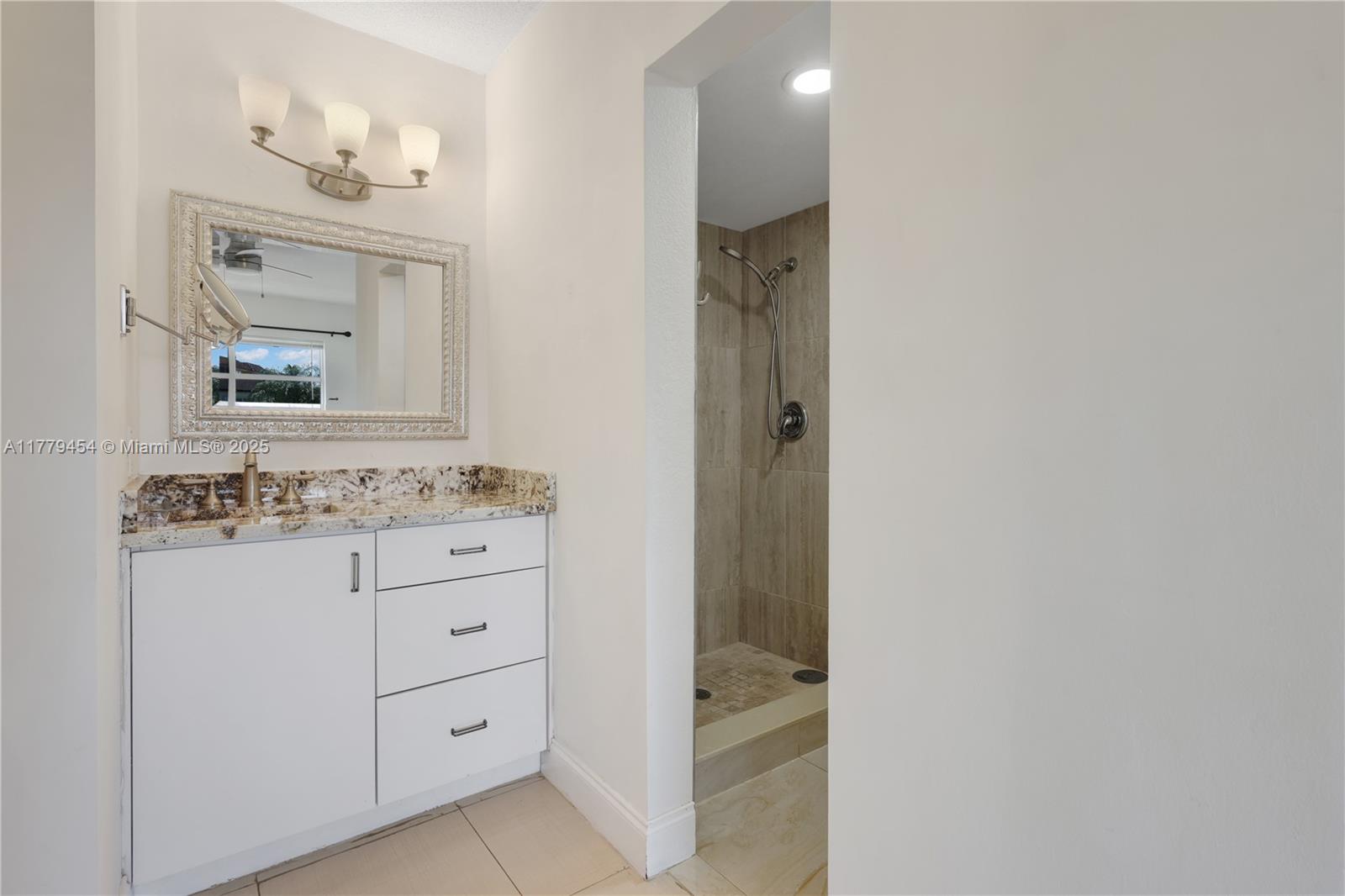 CRYSTAL HOUSE CONDO - Residential