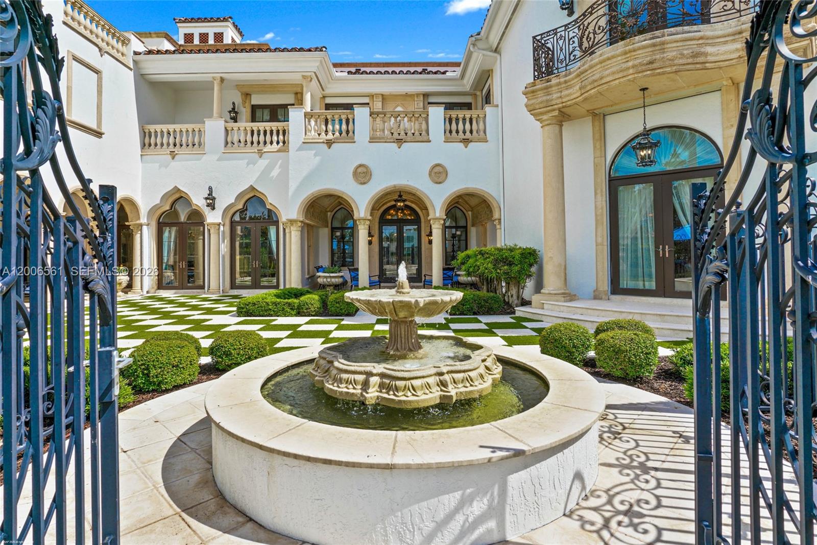 Admirals Cove - Residential