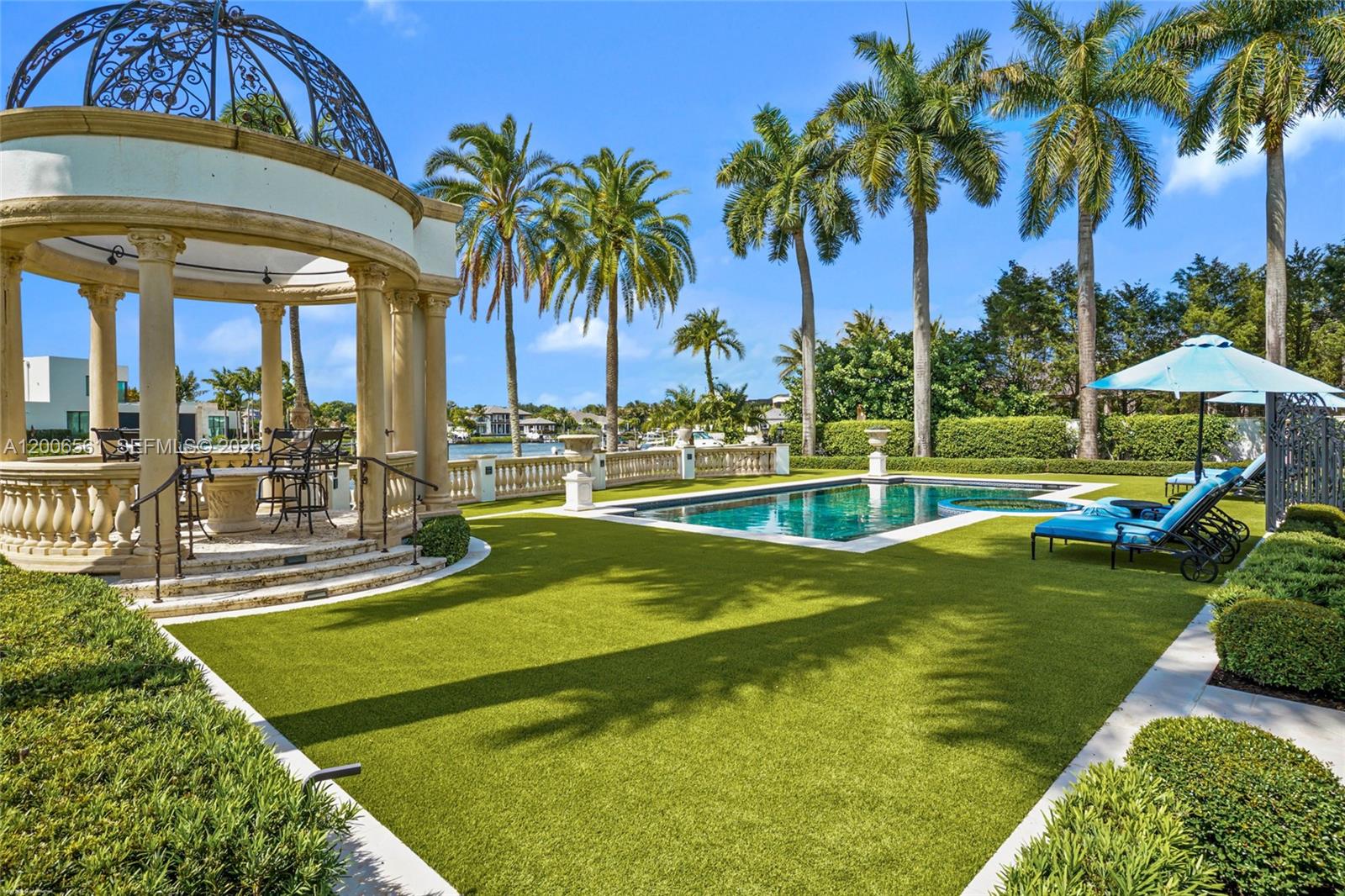 Admirals Cove - Residential