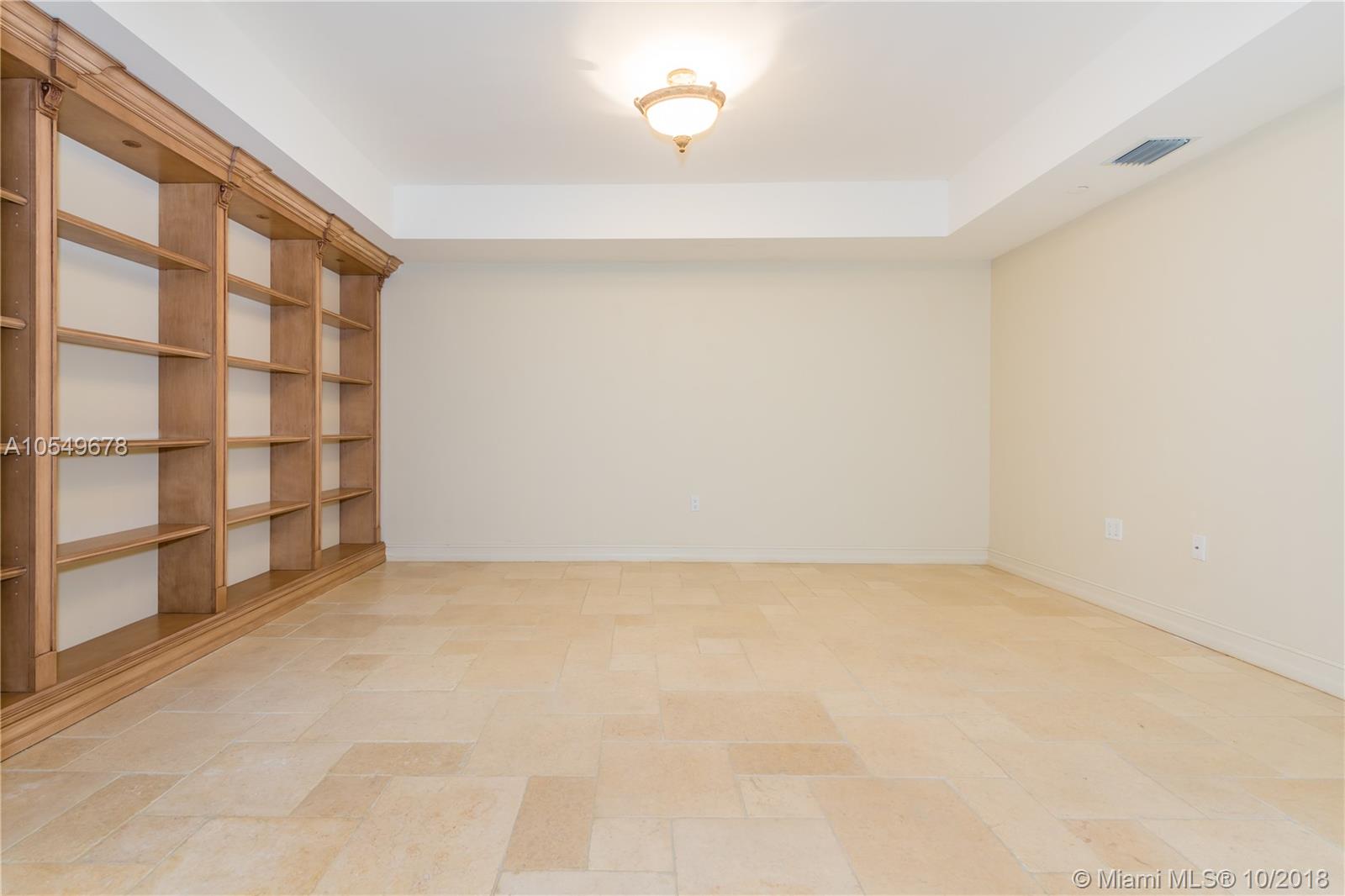 THE PENINSULA CONDO - Residential