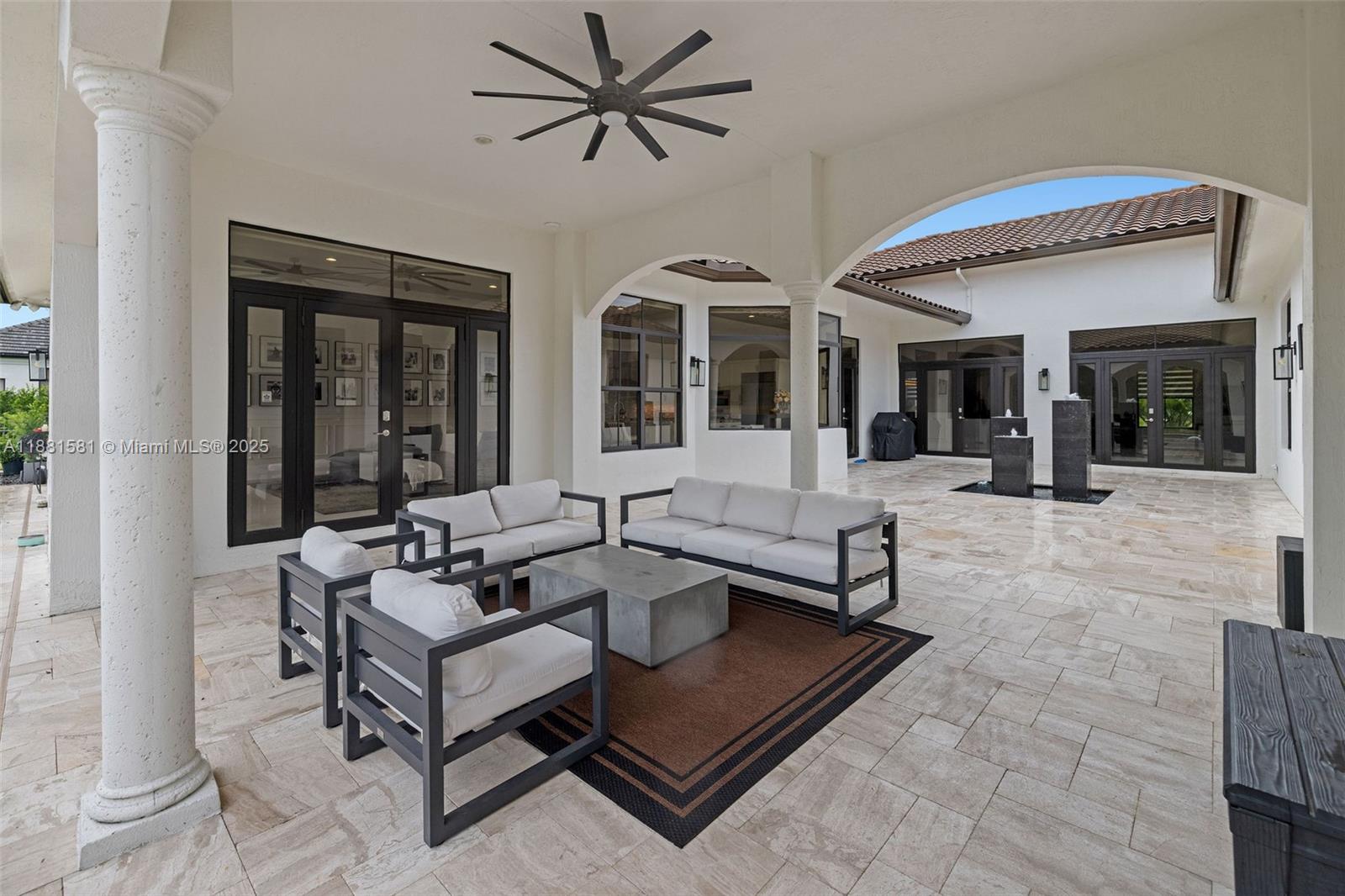 P & J ESTATES - Residential