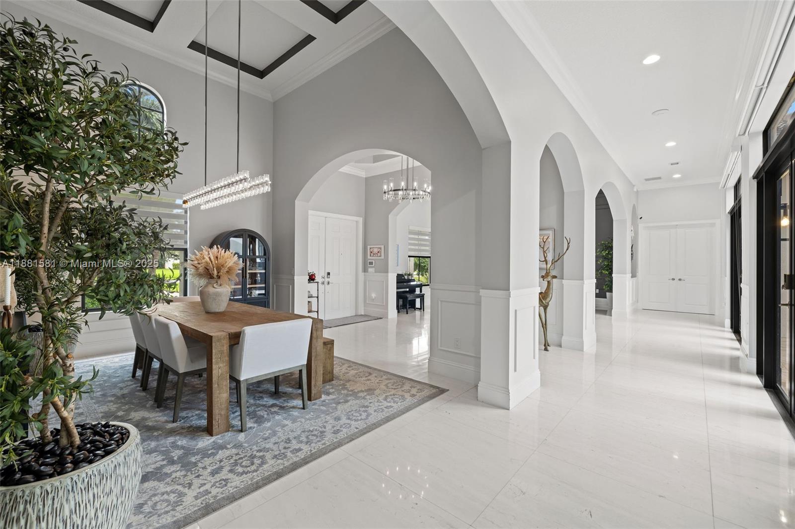 P & J ESTATES - Residential
