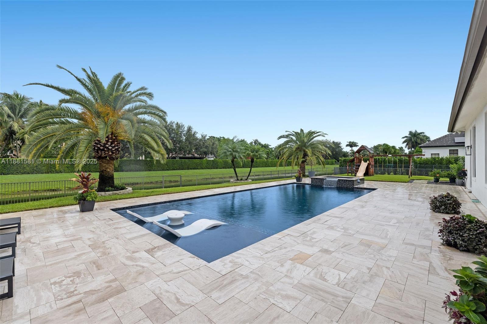 P & J ESTATES - Residential