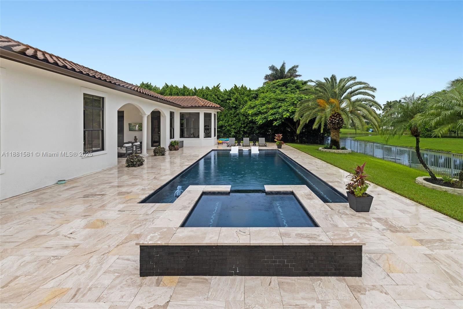 P & J ESTATES - Residential