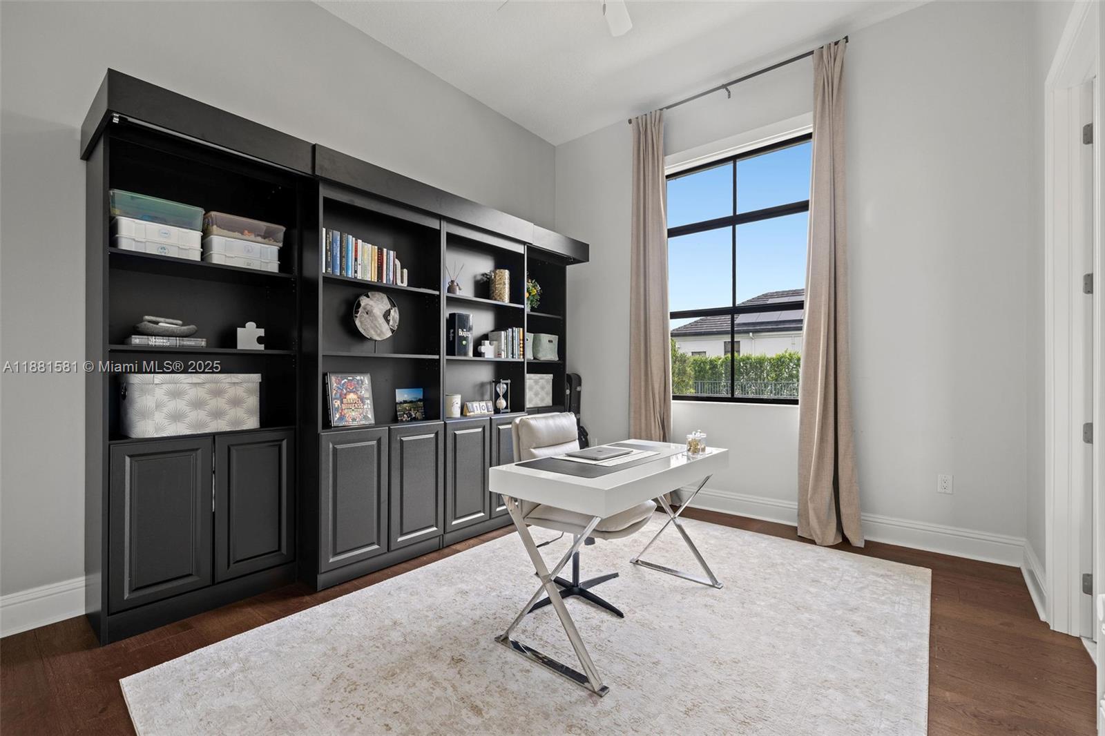 P & J ESTATES - Residential