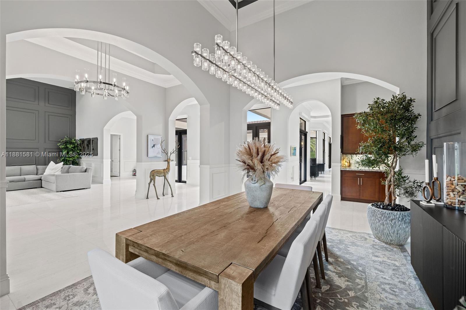 P & J ESTATES - Residential