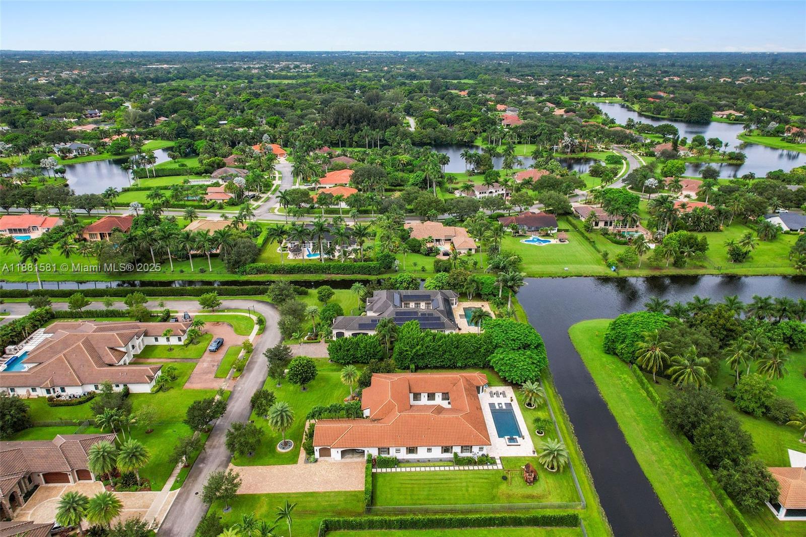 P & J ESTATES - Residential