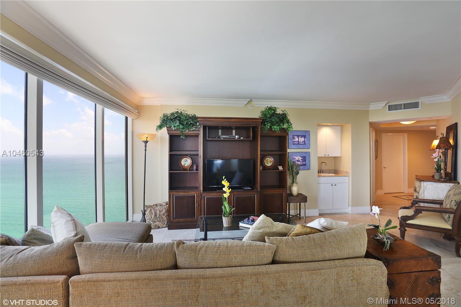 GREEN DIAMOND CONDO - Residential