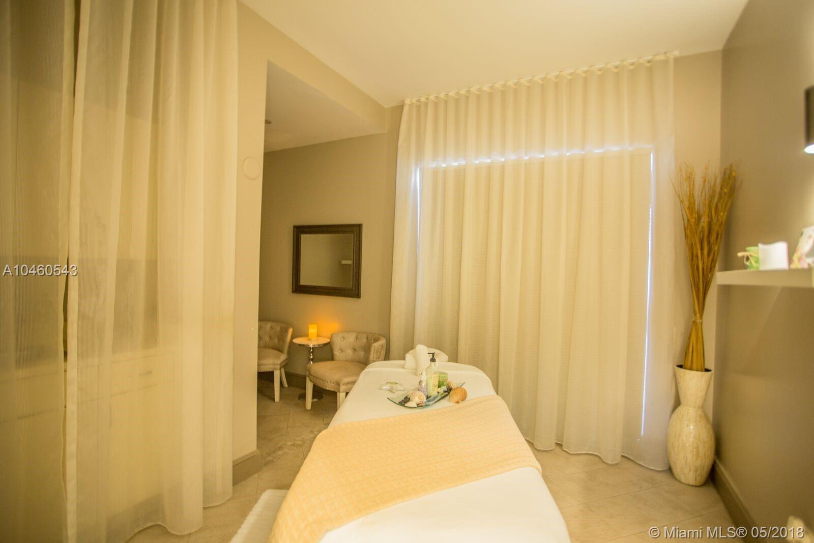 GREEN DIAMOND CONDO - Residential