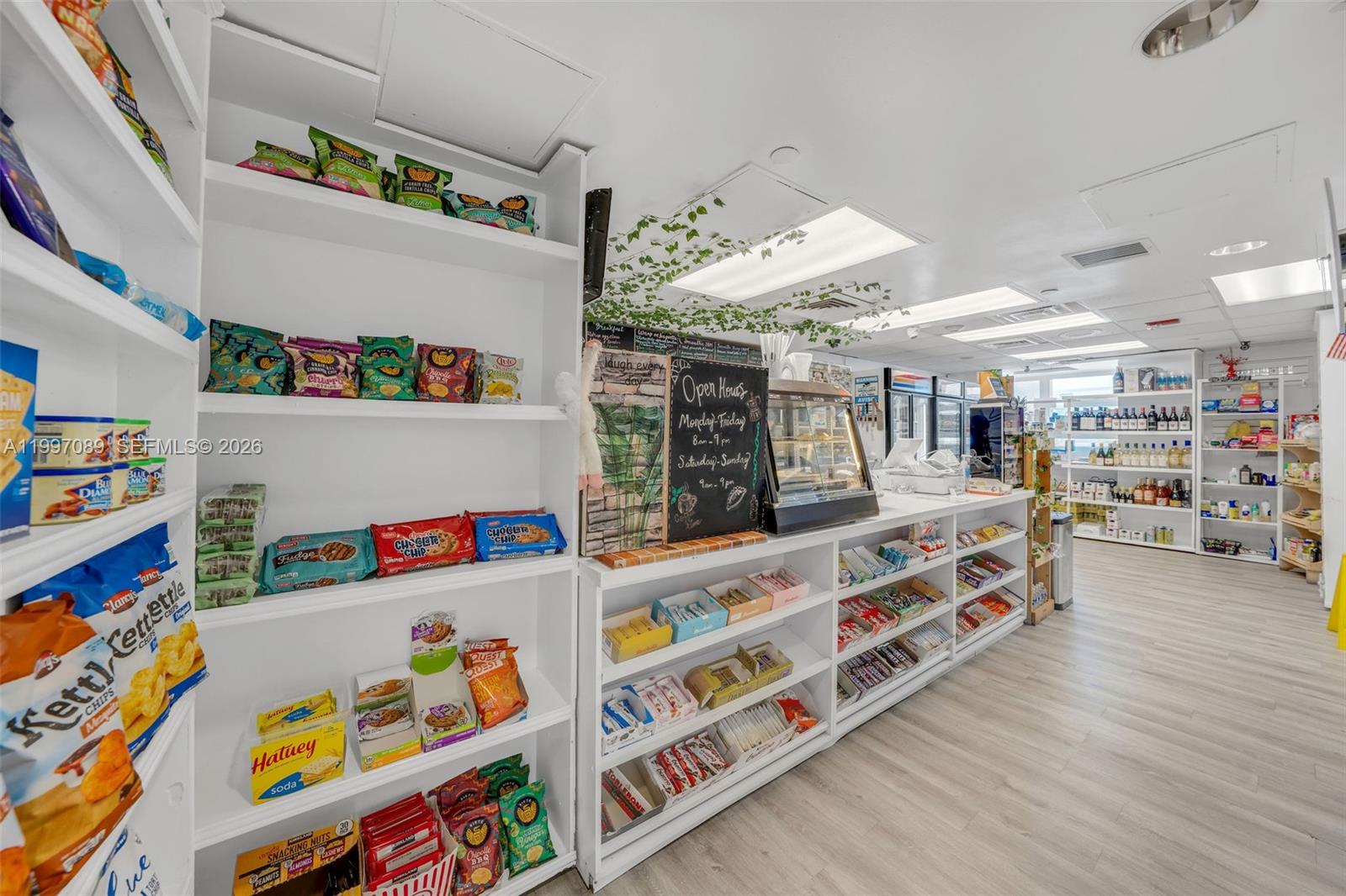 THE FLORIDIAN CONDO - Residential Lease