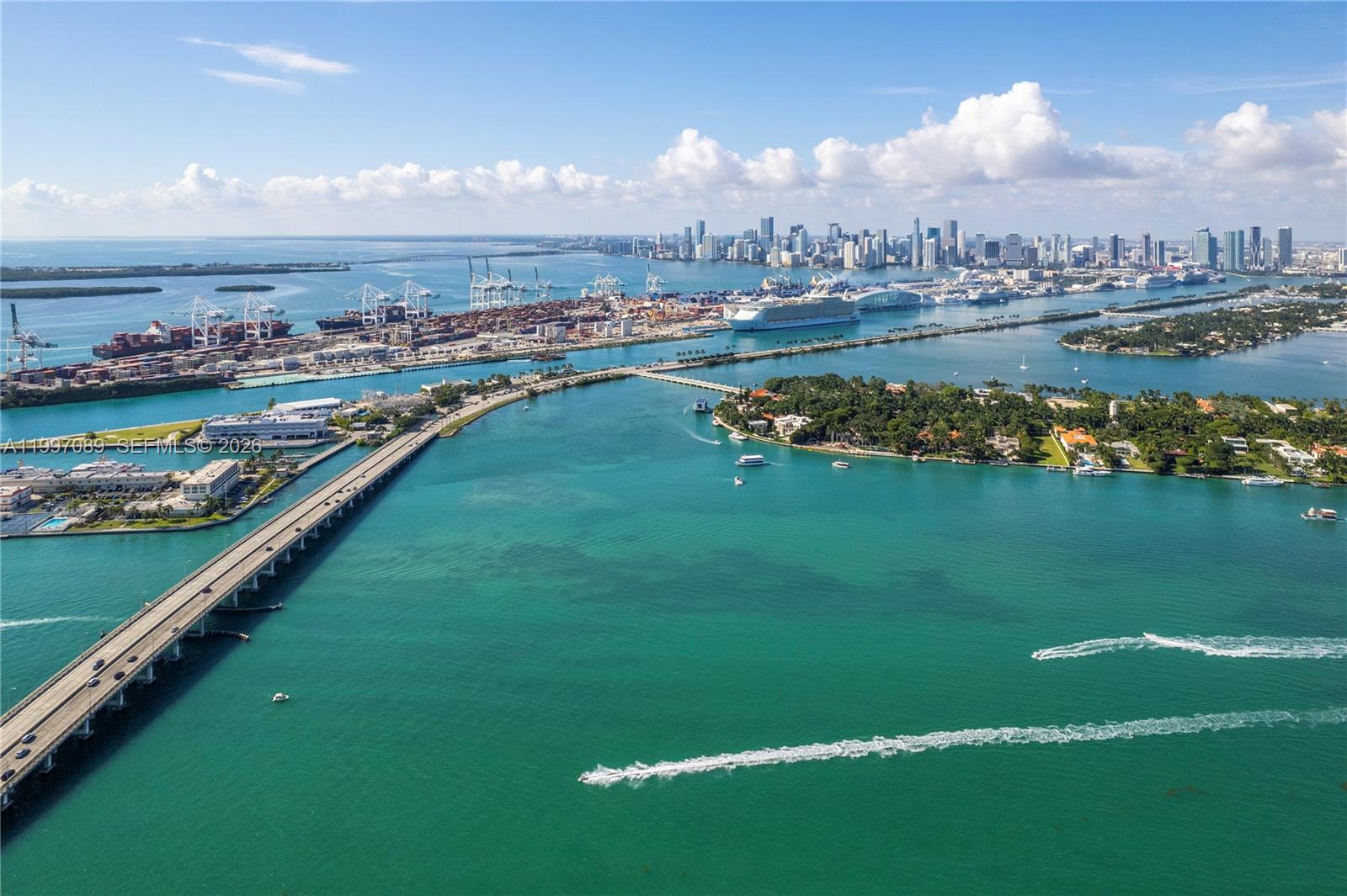 THE FLORIDIAN CONDO - Residential Lease