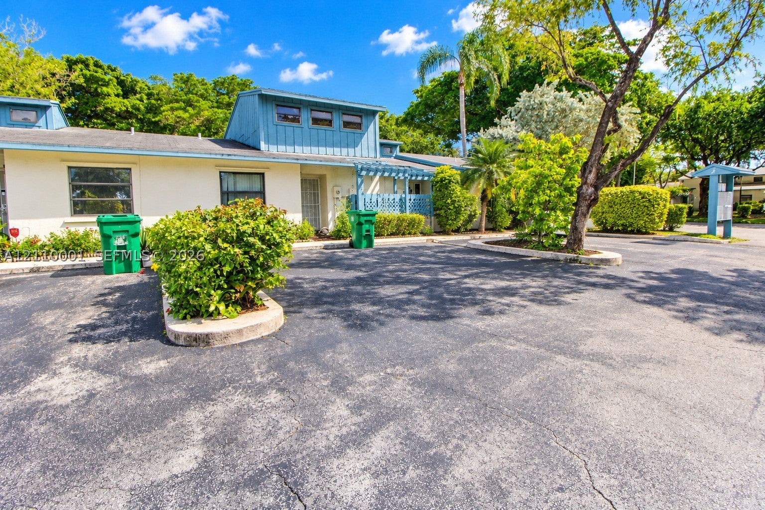 3617 SW 69th Ter 24-Z