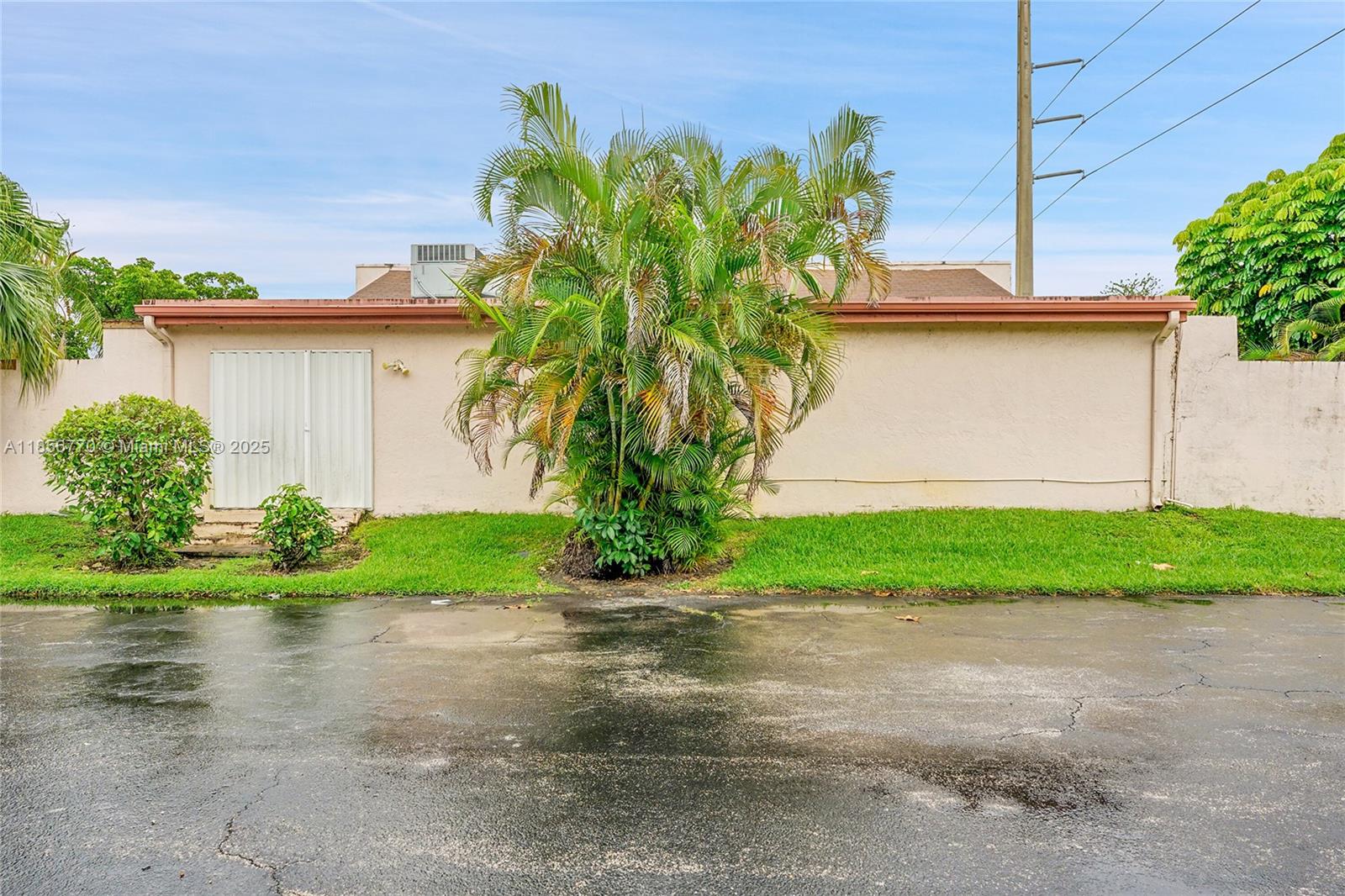 8454 NW 31st Ct