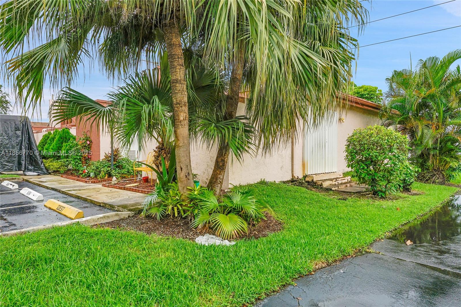8454 NW 31st Ct