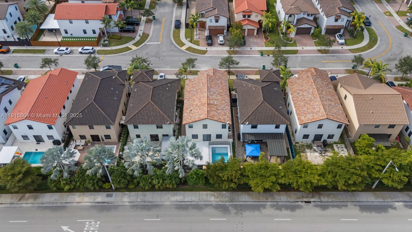 GRAND BAY NORTH - Residential Lease