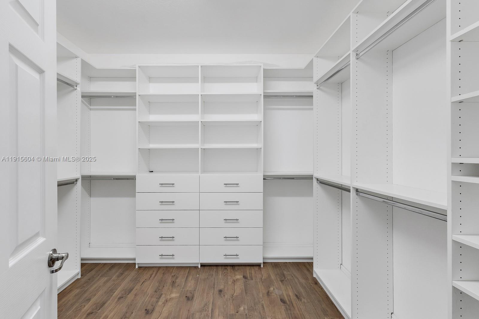 GRAND BAY NORTH - Residential Lease