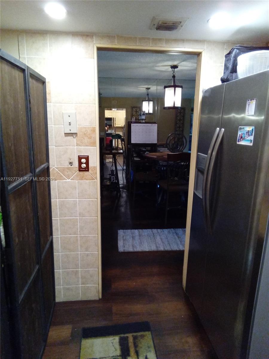 PARK PLACE CONDOMINIUM NO - Residential