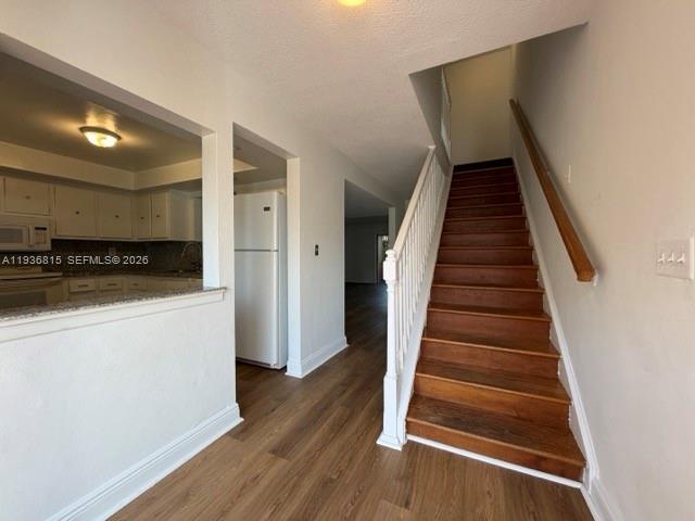 GOLF VIEW CONDO APTS INC - Residential