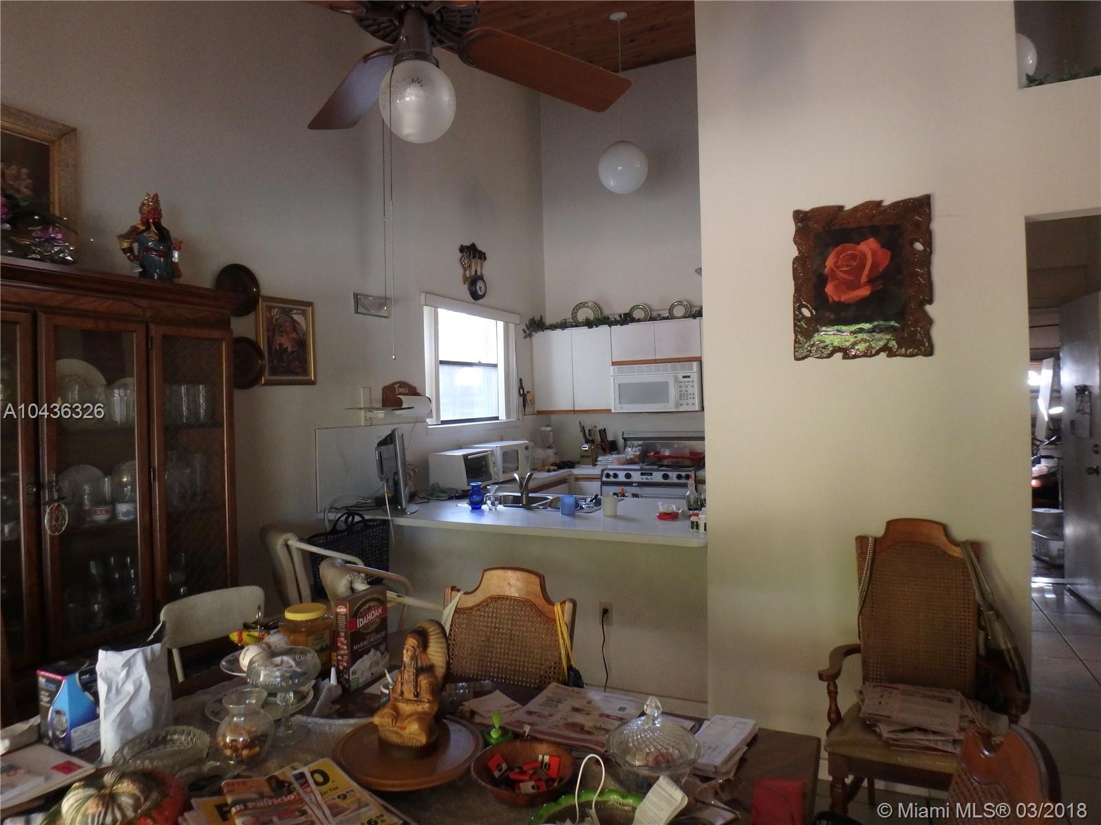 LINDGREN WEST - Residential