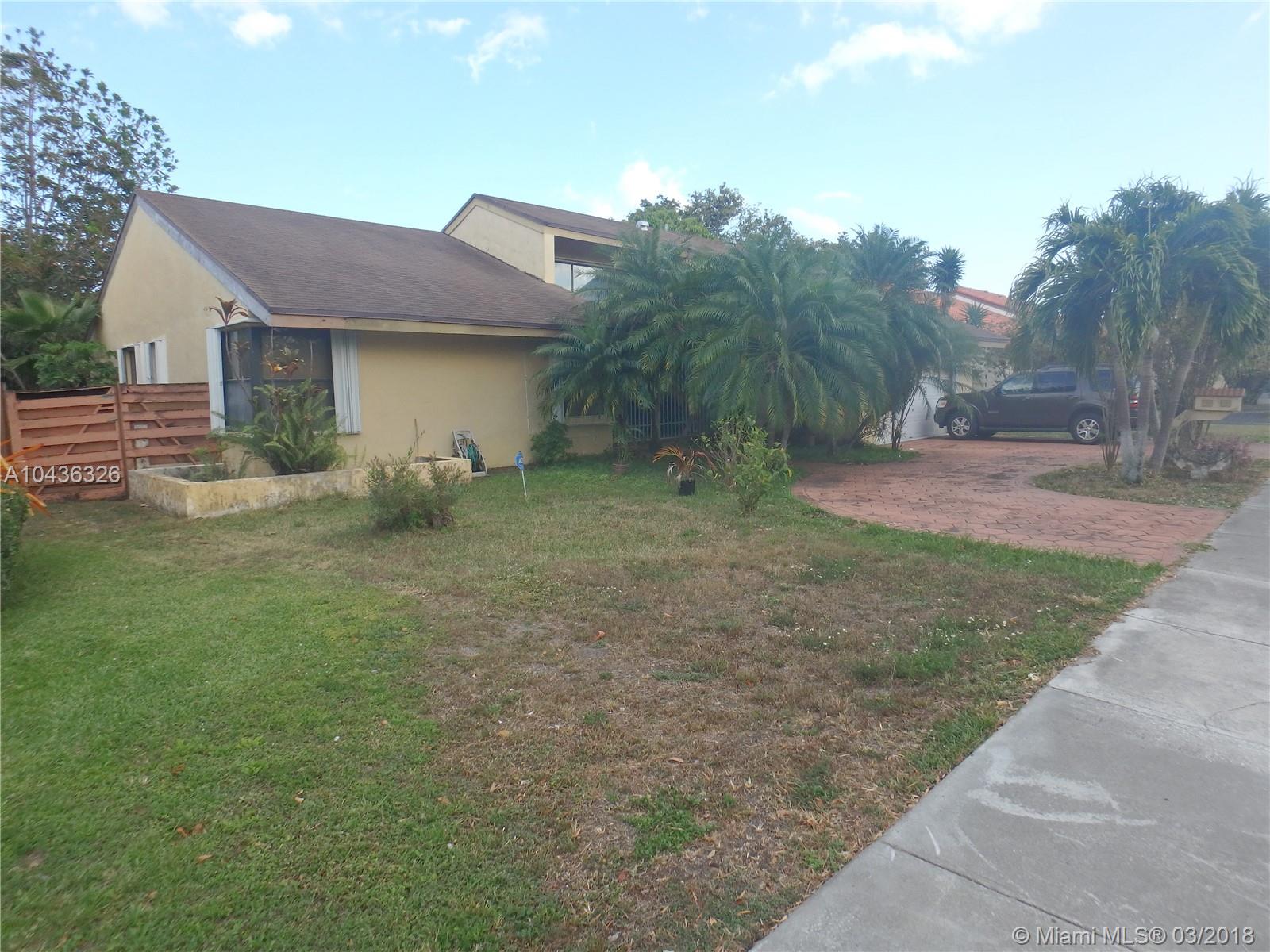 LINDGREN WEST - Residential