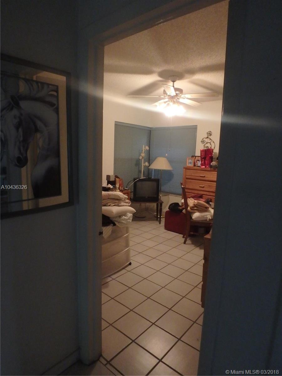 LINDGREN WEST - Residential