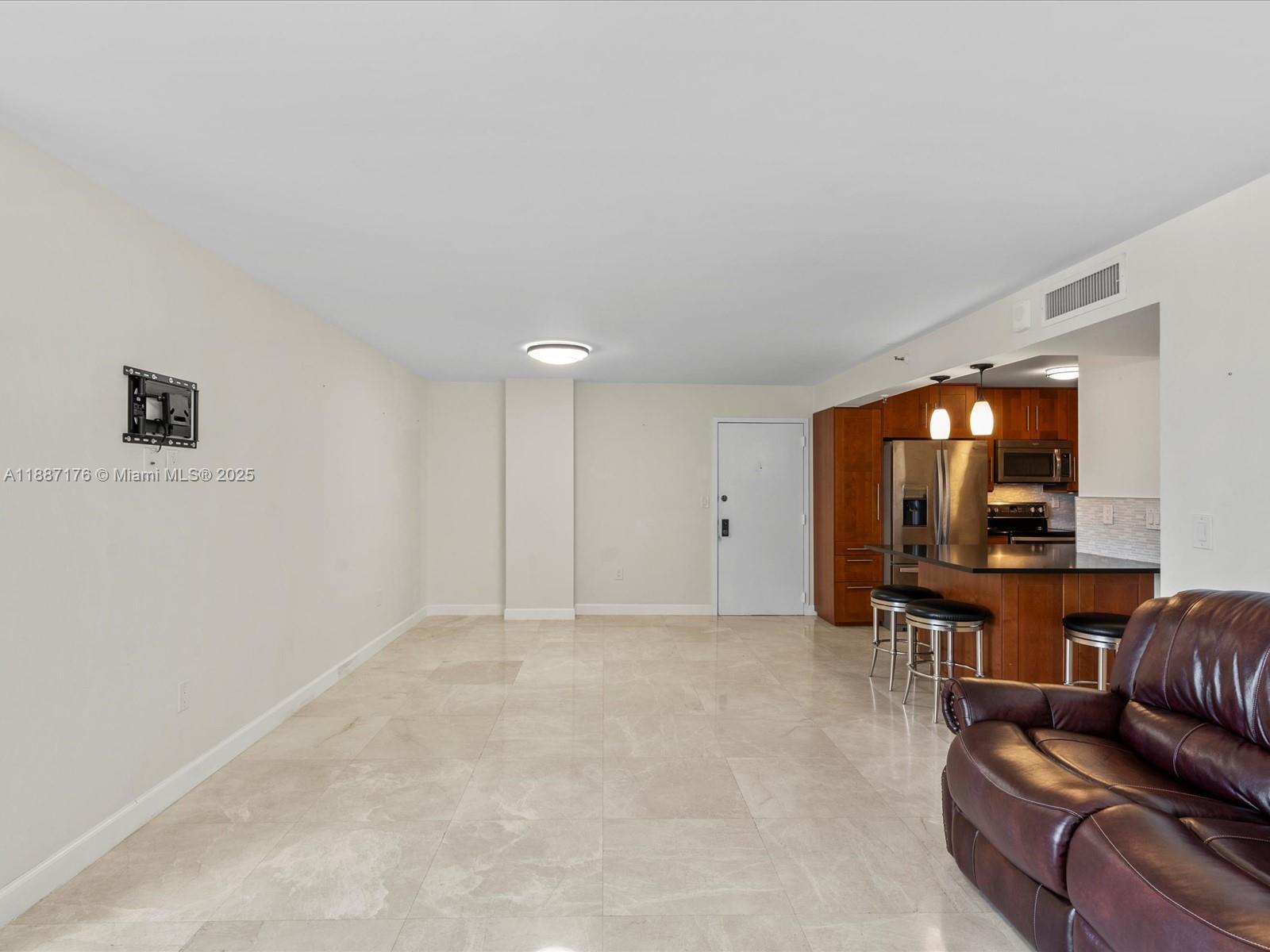 THE GEORGIAN CONDO - Residential