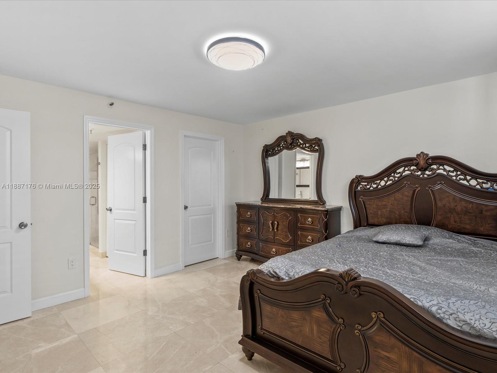 THE GEORGIAN CONDO - Residential