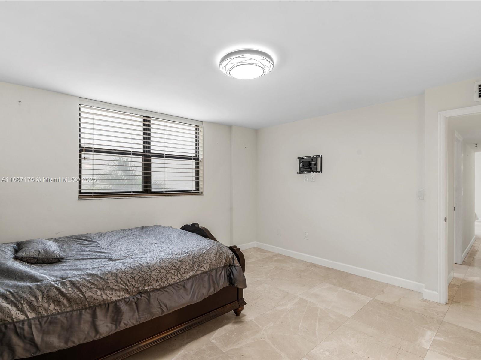 THE GEORGIAN CONDO - Residential