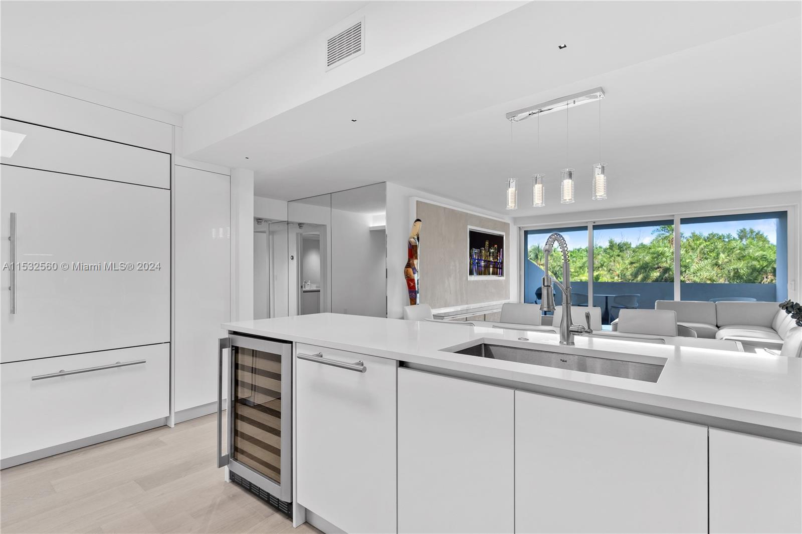 COMMODORE CLUB WEST CONDO - Residential Lease