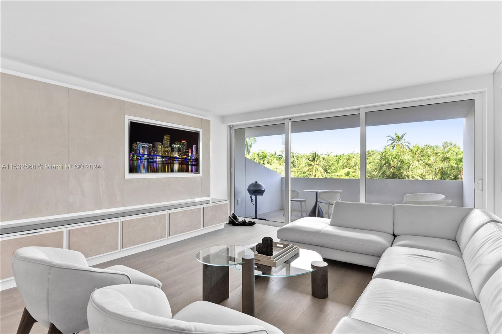 COMMODORE CLUB WEST CONDO - Residential Lease