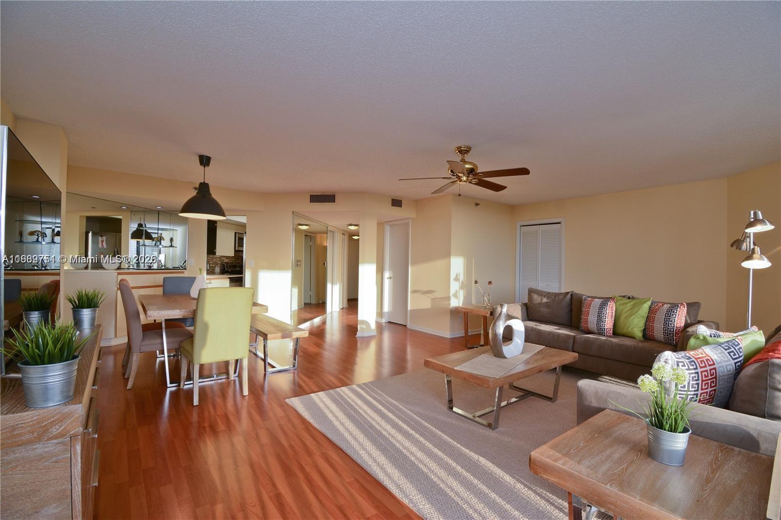 ANCHOR BAY CLUB - Residential Lease