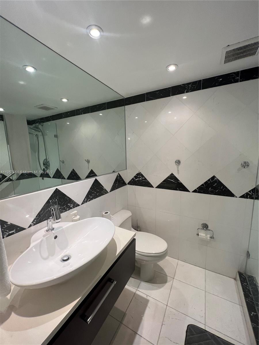 SEACOAST 5151 CONDO - Residential Lease