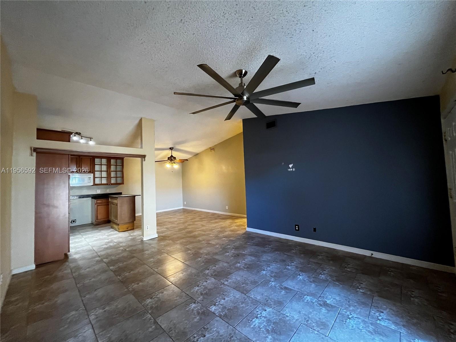 WESTCHESTER TOWNHOUSES - Residential