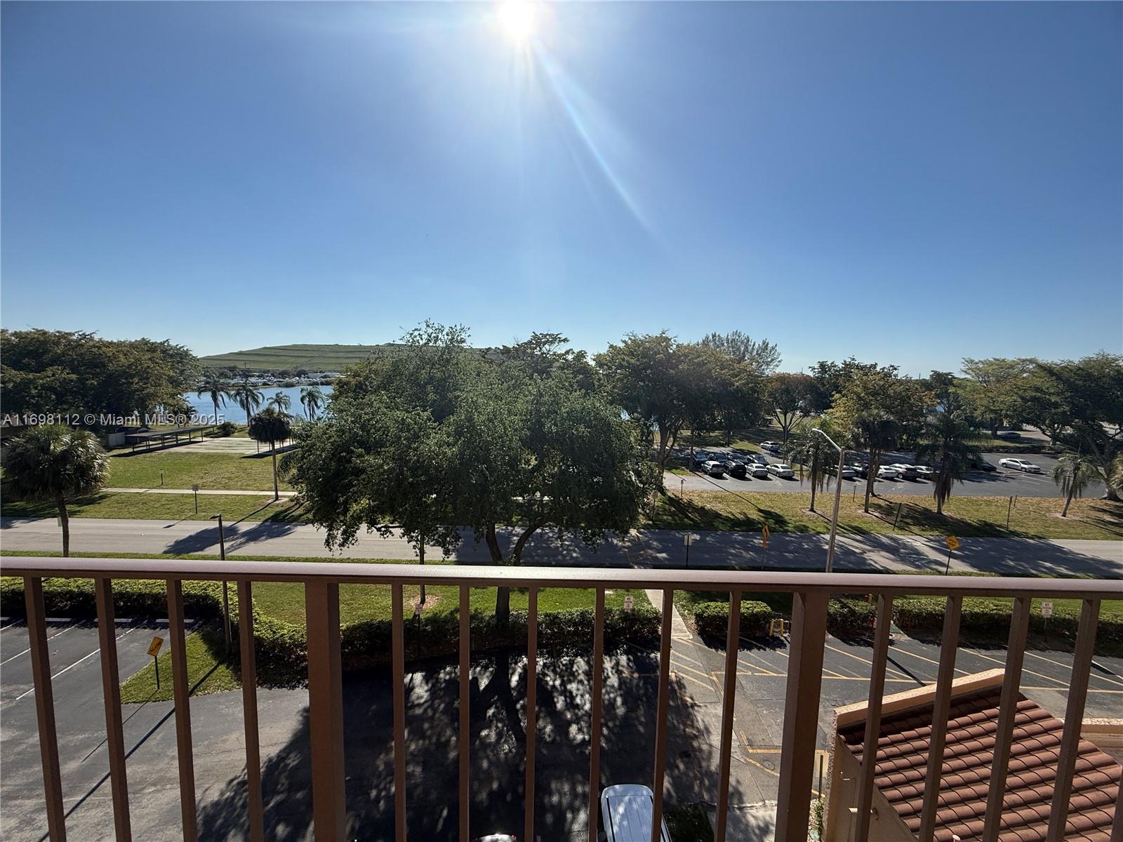 WATERS EDGE TOWERS CONDO - Residential
