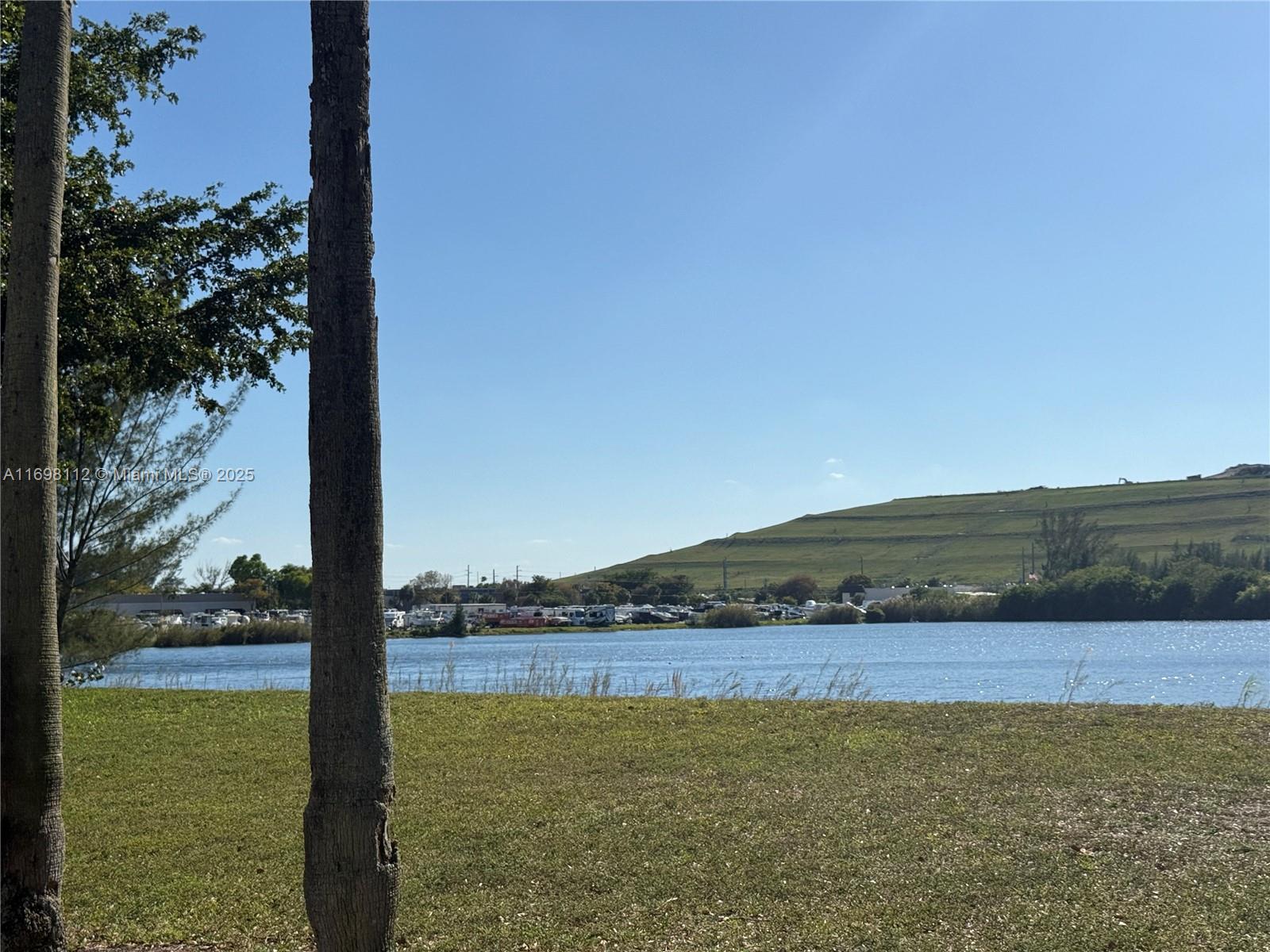 WATERS EDGE TOWERS CONDO - Residential