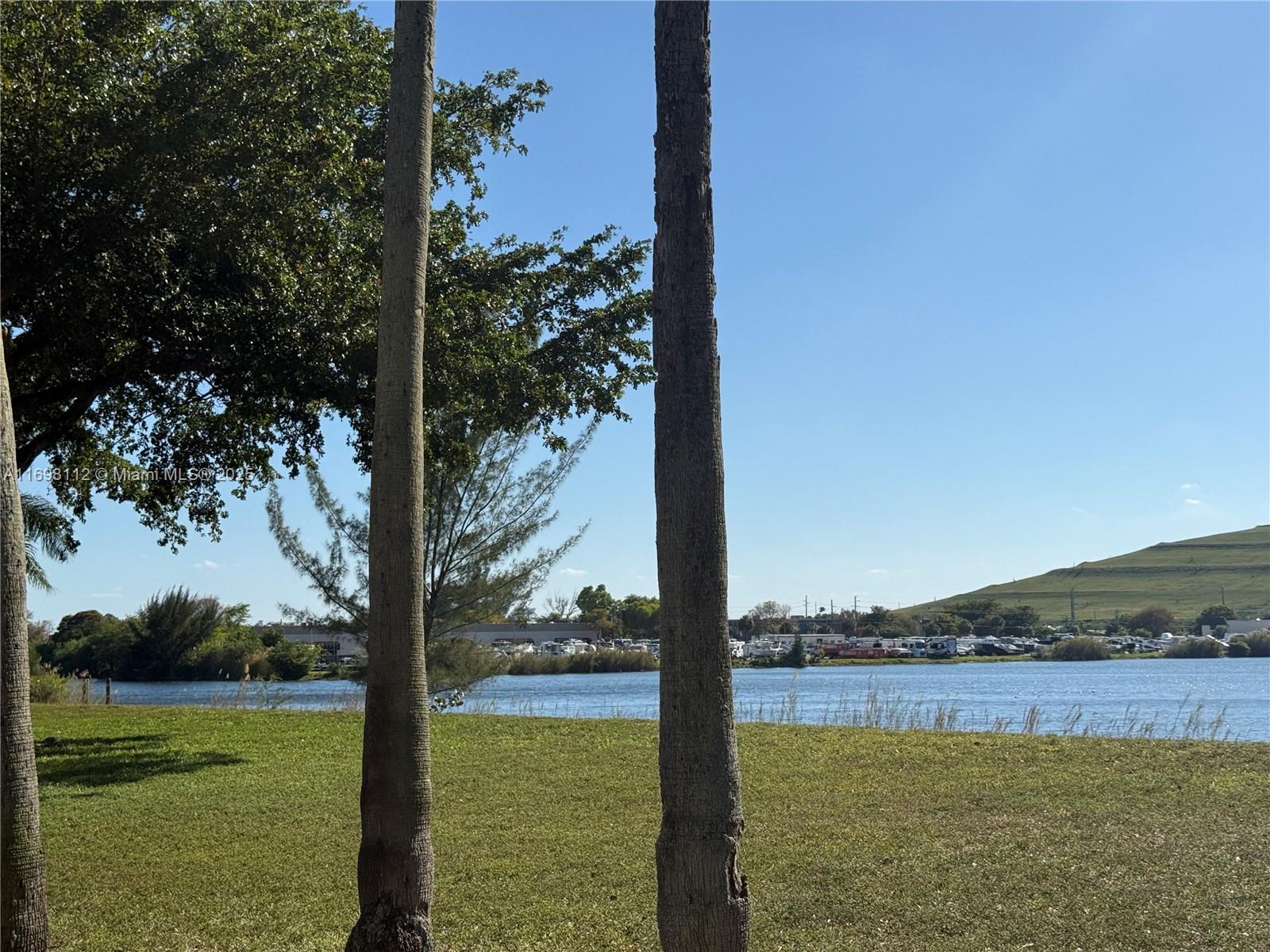 WATERS EDGE TOWERS CONDO - Residential