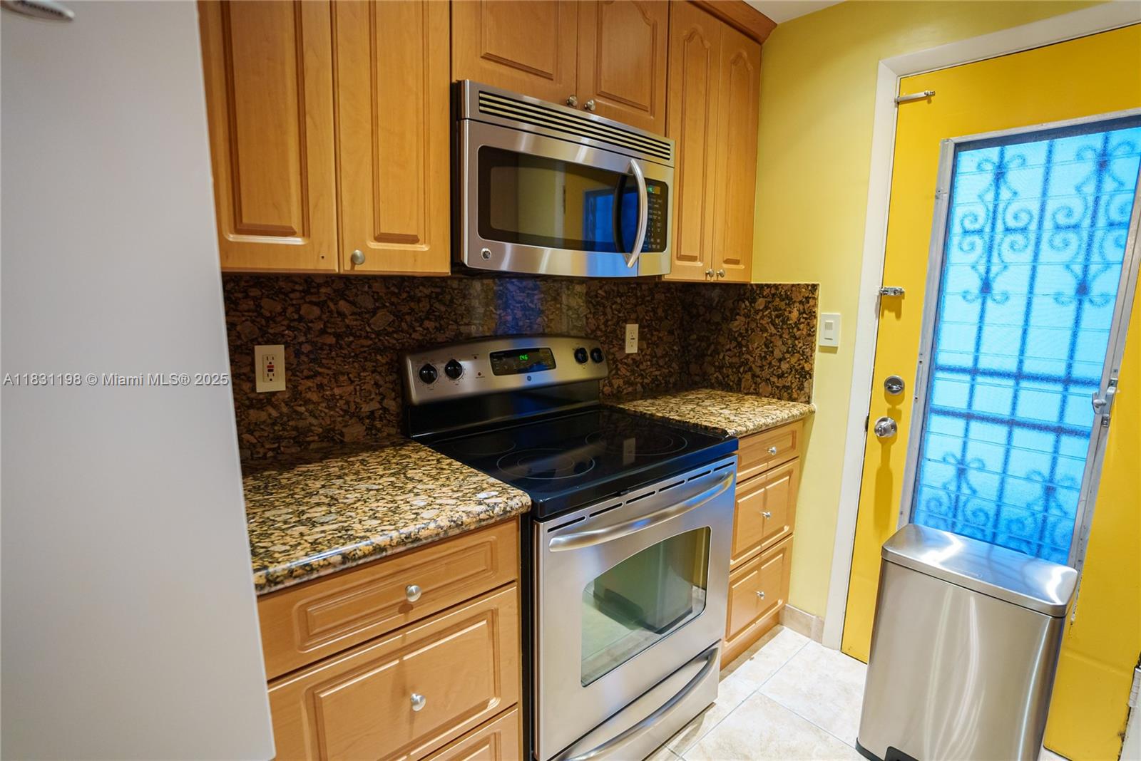 LONGWOOD HOUSE CONDO - Residential