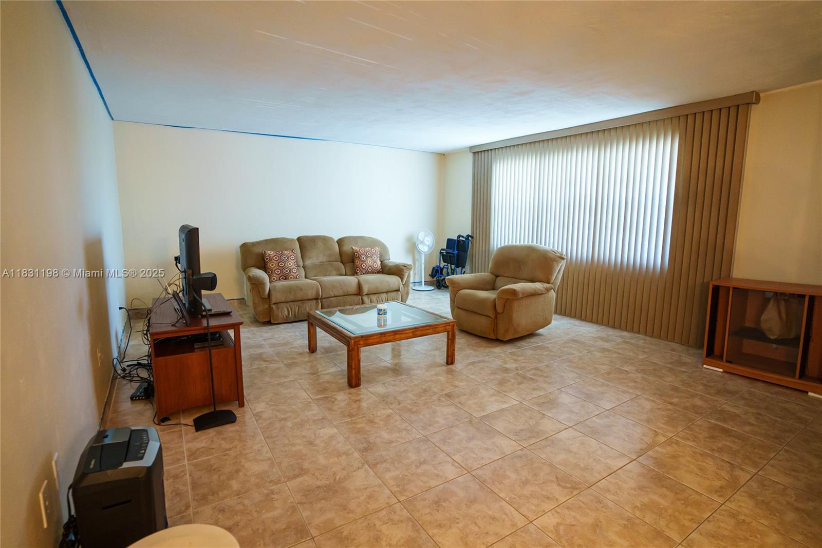 LONGWOOD HOUSE CONDO - Residential