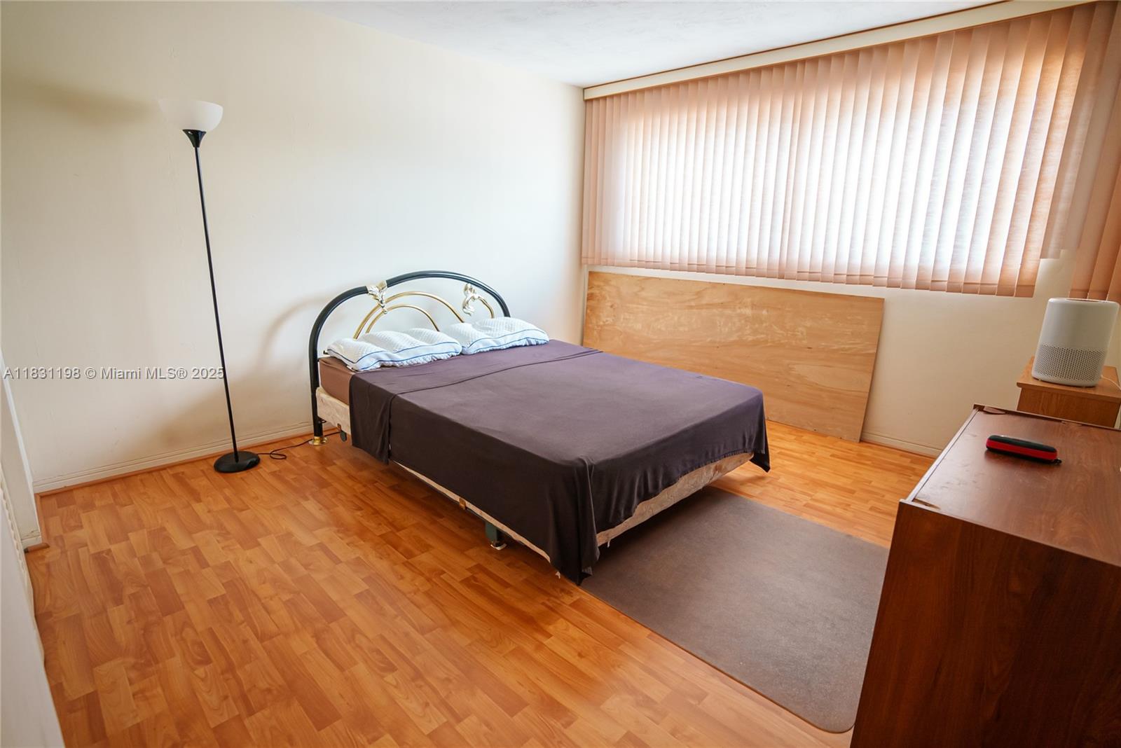 LONGWOOD HOUSE CONDO - Residential